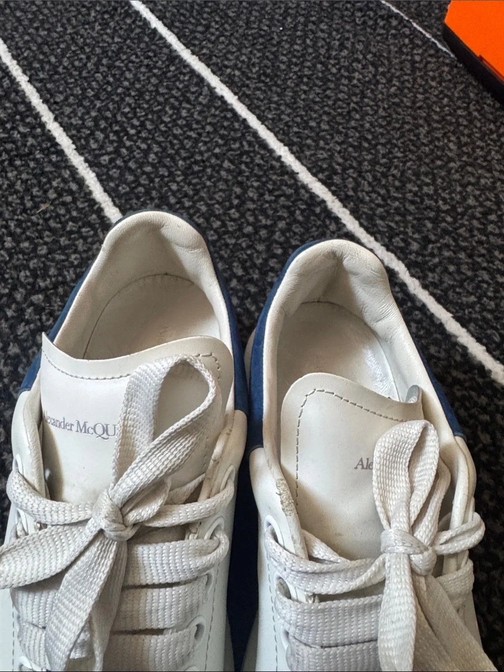 Alexander McQueen White Leather Platform Sneakers with Navy Heel Tab